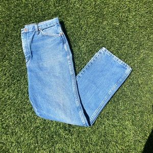 WRANGLER COWBOY CUT SLIM FIT JEANS LIGHT WASH SIZE 36 X 32